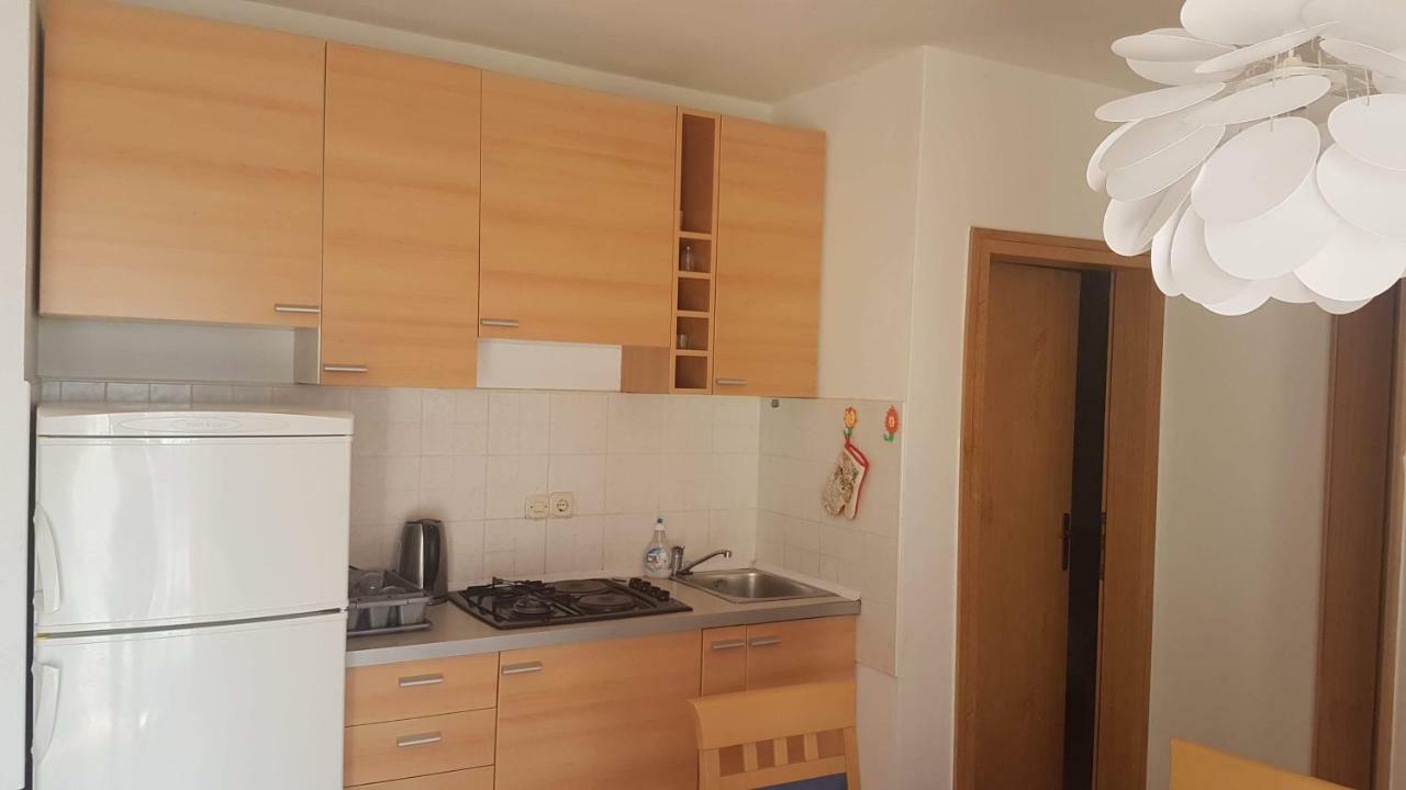 Apartment Zeljka ネレジネ エクステリア 写真